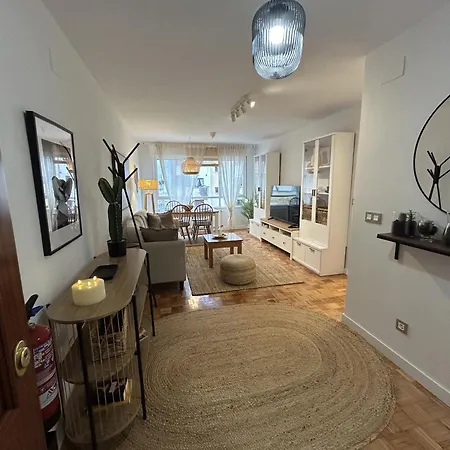 Appartamento Parque De Invierno - - Parking - Wifi - 5 Min Del Centro *