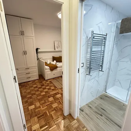 Parque De Invierno - - Parking - Wifi - 5 Min Del Centro Daire *