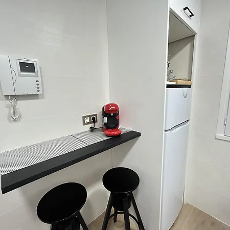 Parque De Invierno - - Parking - Wifi - 5 Min Del Centro Apartamento