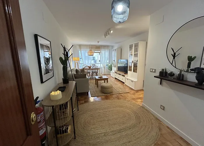 Appartamento Parque De Invierno - - Parking - Wifi - 5 Min Del Centro *