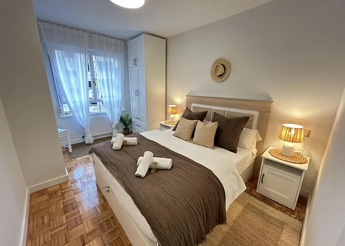 Parque De Invierno - - Parking - Wifi - 5 Min Del Centro Oviedo