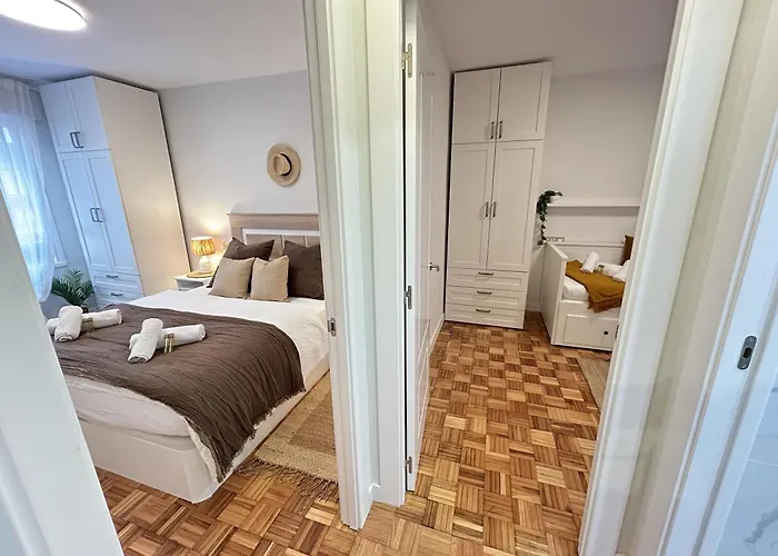 Appartamento Parque De Invierno - - Parking - Wifi - 5 Min Del Centro *