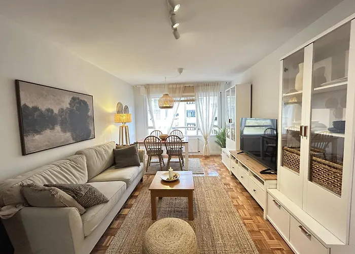 Appartamento Parque De Invierno - - Parking - Wifi - 5 Min Del Centro