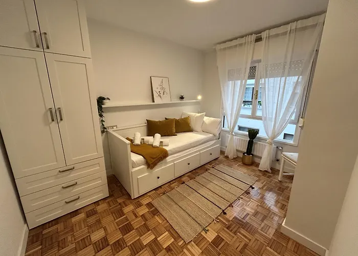 Parque De Invierno - - Parking - Wifi - 5 Min Del Centro